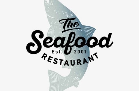 название ресторана на фоне рыбы